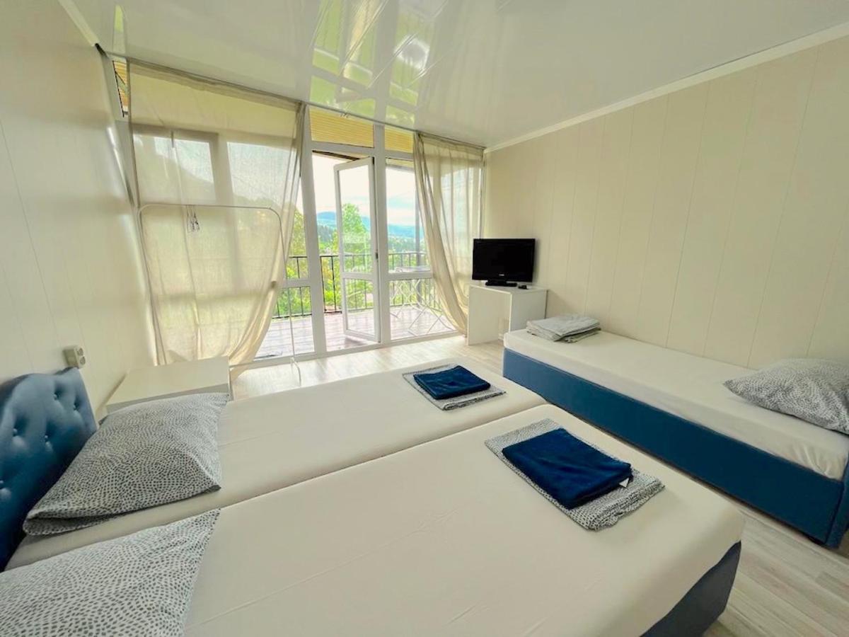 U Valery Hotel New Athos ภายนอก รูปภาพ